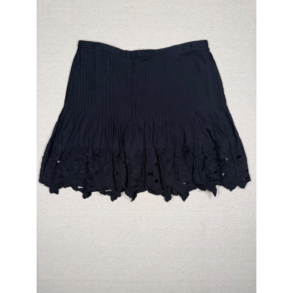 J.Crew Black Cotton Eyelet Embroidered Pleated Mini Skirt Size 6 Floral Scallop